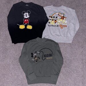 Disney Mickey and Minnie Mouse Women’s XS Sweatshirts